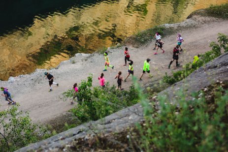 Karlštejn: nemůžeš běžet? Sleduj nás online!